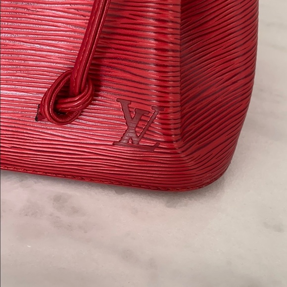 ❤️ LOUIS VUITTON Epi Noe Castillan Red ❤️ - Picture 2 of 14